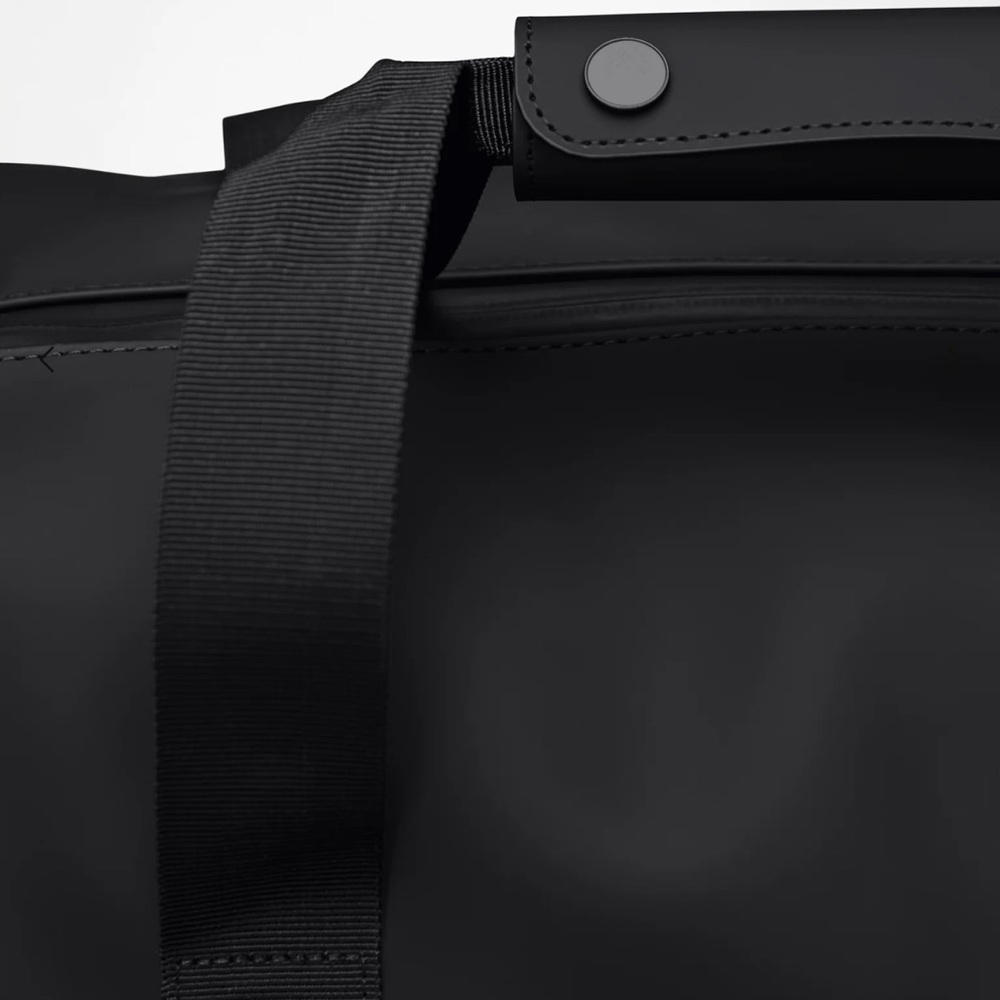NWT Rains Hilo Black Weekend Bag Small - Picture 5 of 10